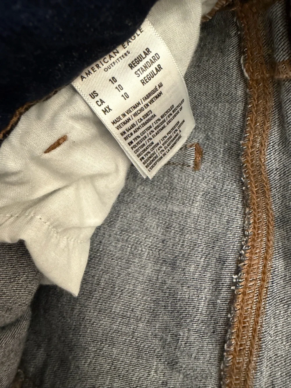 American Eagle Outfitters Dark Blue Flare Jeans - Picture 6 of 8